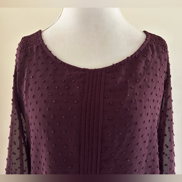 Pretty Wine Colored Top - Picture 2 of 6